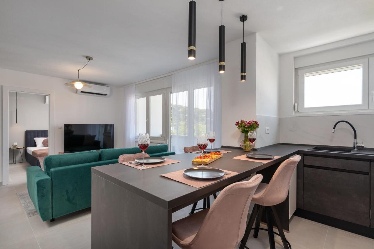 Ampelea Apartment Rovinj Exteriör bild